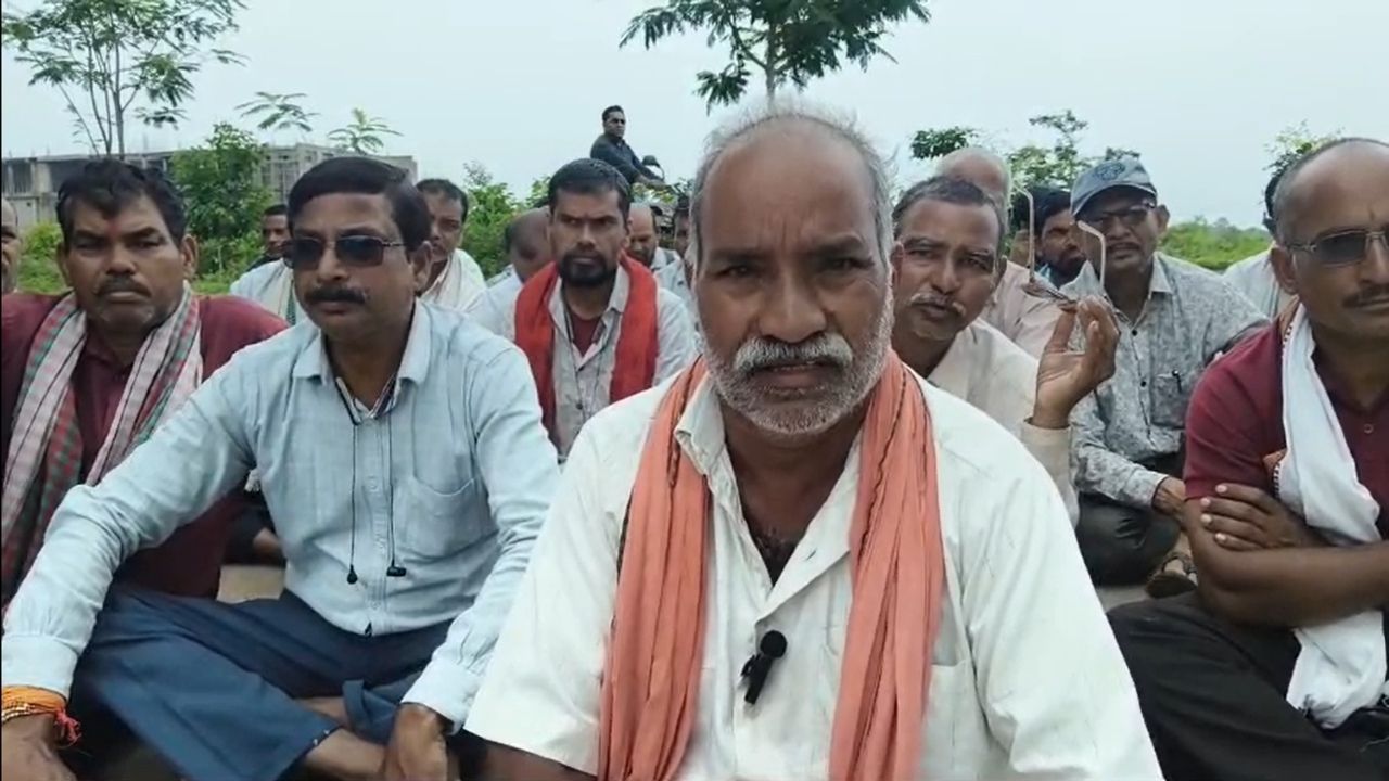 Chhattisgarh Sugarcane Farmer Protest In Balod Over Nine Months Payment Due And Incentives Also Outstanding