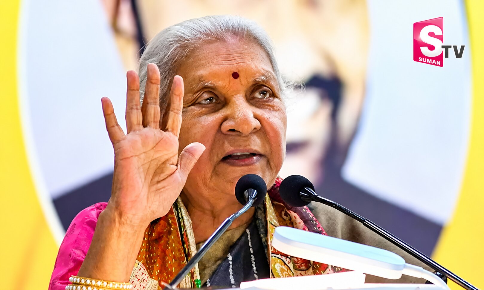 గర్ల్‌ఫ్రెండ్స్‌ను వదిలేయకండి’.. కుర్రాళ్లకి గవర్నర్‌ సూచన